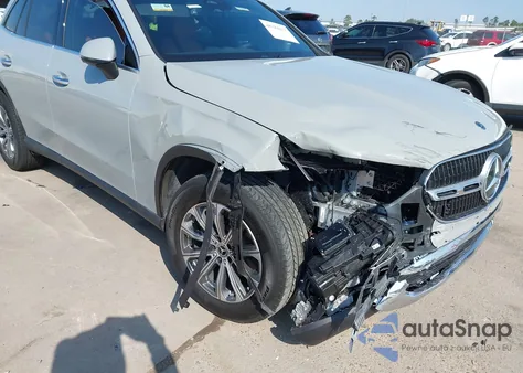 2025 Mercedes-Benz Glc 300 Suv z USA, uszkodzony, nr VIN W1NKM4GB9SF394246